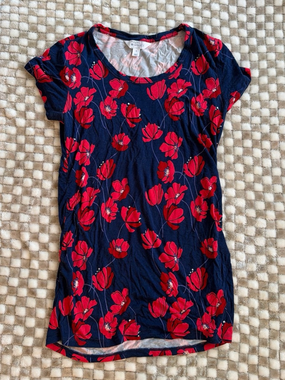 Market & Spruce Navy Scoop Neck Tee with Red Floral Print